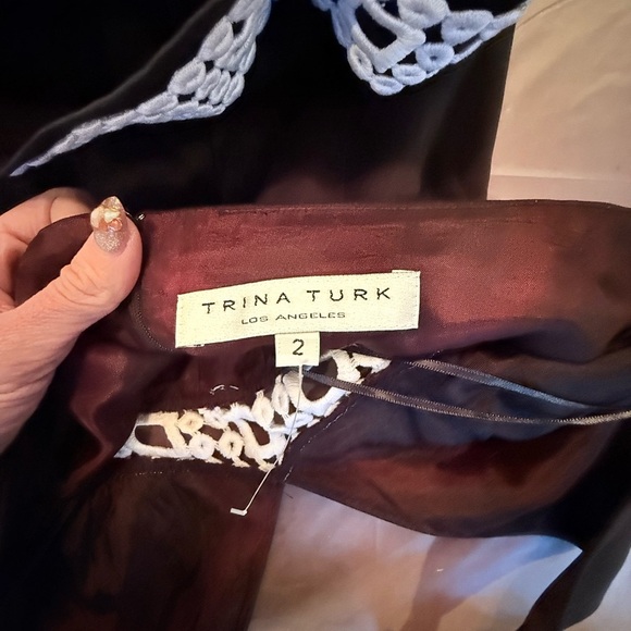 Trina Turk Black/White halter Dress with cutouts size 2/XS - Picture 11 of 11